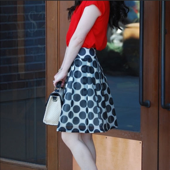 NWOT The Limited Pleated Black Dot Ivory Skirt L - Picture 2 of 5